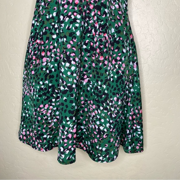 Topshop Animal Print Satin Open Back Green Flutter Sleeve Mini Dress Size 2 - Picture 8 of 16